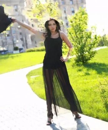 💋
Мои услуги - наивысшего класса: горячий эскорт, эротический массаж и многое другое. 😘
При встрече со мной ты почувствуешь себя особенным: мои нежные прикосновения помогут тебе расслабиться и насладиться моментом.💫
Не веришь? Посмотри фото и прочитай отзывы на моей странице. 📷✨
Я живу в Москве, городе страсти и возможностей, и готова встретиться с тобой в уютной атмосфере или на твоей территории. 🌃
Не упусти шанс исполнить свои самые сокровенные мечты - свяжись со мной прямо сейчас и погрузись в мир удовольствий. 💫💋 Маришка